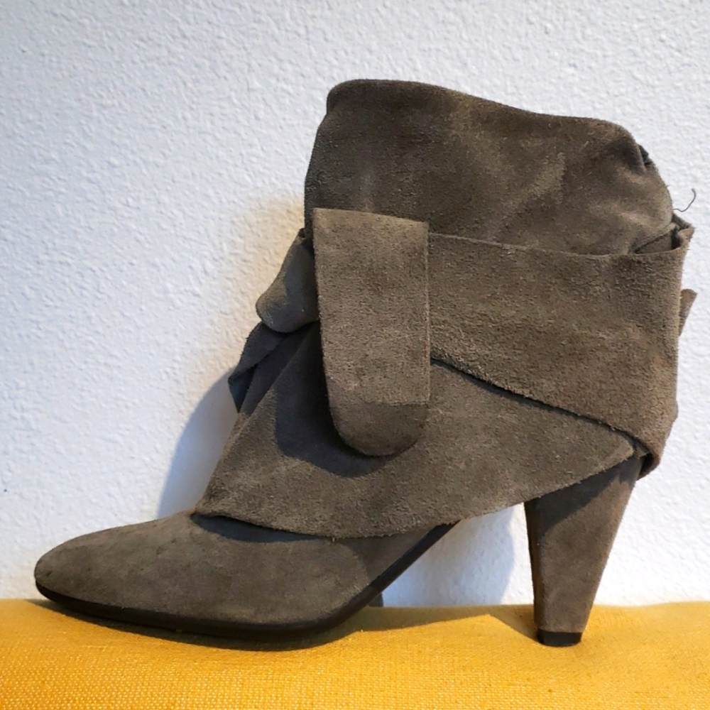 Authentic Italian suede booties